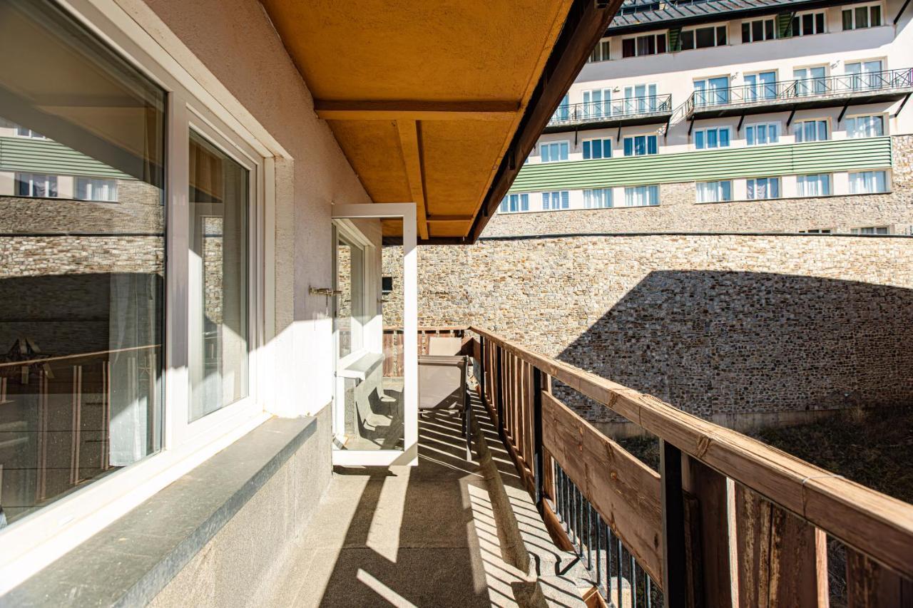 Holidays, Tripp, 1 Dormitorio, 4 Personas, Terraza Sierra Nevada Bagian luar foto